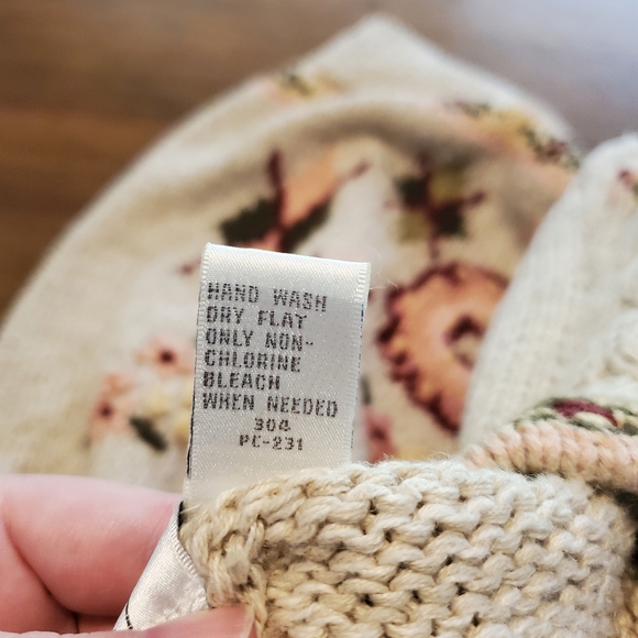 Vintage Hand Knit Van Heusen For Her Floral Cottagecore Sweater Pullover XL - Picture 9 of 16